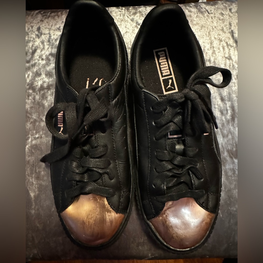 Puma Basket Platform black w/Pink (worn)